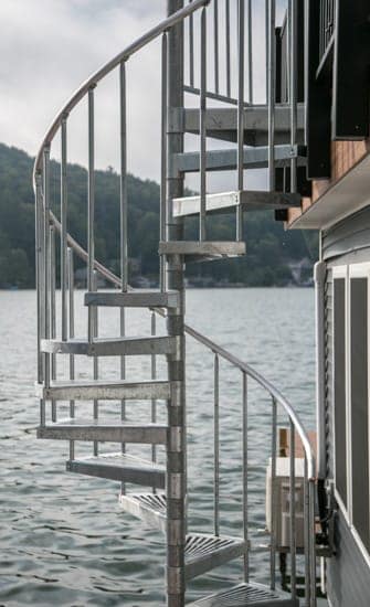 Outdoor Stairs: Custom Designs Backed by a Lifetime Warranty